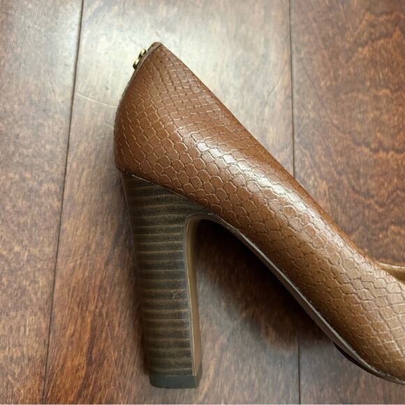 Coach Brown Snakeskin Textured Women's Pumps, Size 6 - Picture 11 of 16